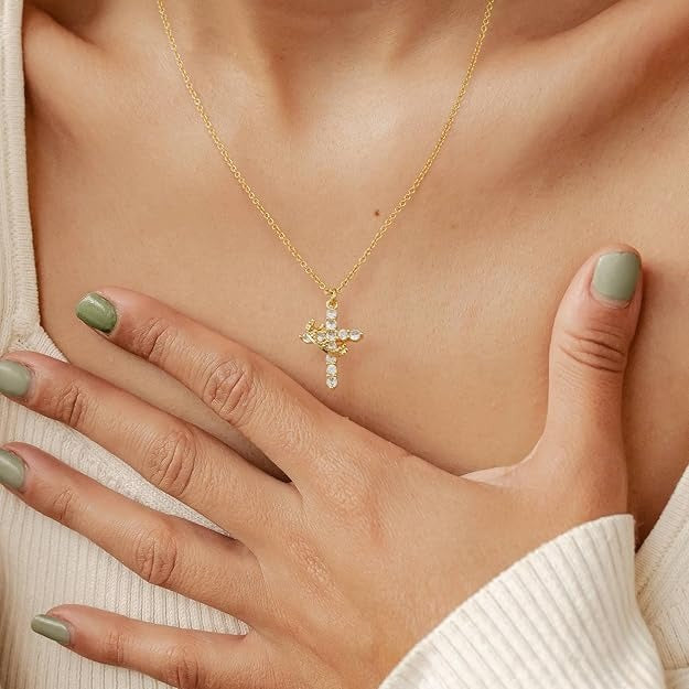 Gloréa™ Cross & Crown Necklace